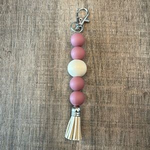 Handmade Silicone Beaded Keychain with Tassel and Lobster Claw Luggage Tag‎ pink